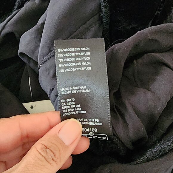 NWT Free People Velour Overalls Black Size XS, Lagenlook, Cozy Chic, Bohemian, - Picture 12 of 12